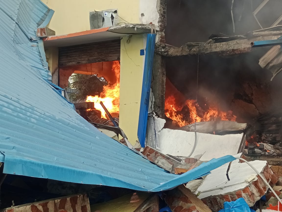 பெயிண்ட் தொழிற்சாலையில் தீ விபத்து - ஒருவர் உயிரிழப்பு