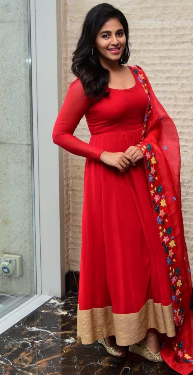 திருமணம் குறித்த கேள்விக்கு நடிகை அஞ்சலியின் பதில்!