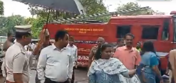 குற்றால அருவிகளில் குளிக்க தடை