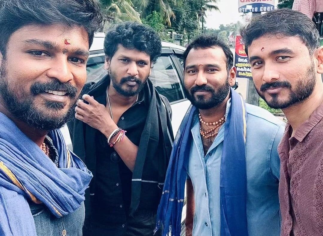 சபரிமலையில் இயக்குனர் லோகேஷ் கனகராஜ்..... வைரலாகும் புகைப்படங்கள்!