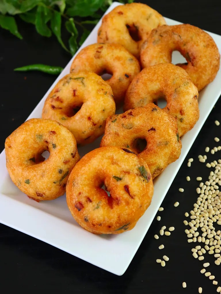 சுட சுட ஈவினிங் ஸ்நாக்ஸ்......நீங்களும் ட்ரை பண்ணி பாருங்க!