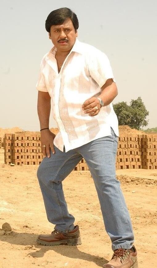 தன் மகளை நினைத்து கண் கலங்கிய நடிகர் ராமராஜன்!