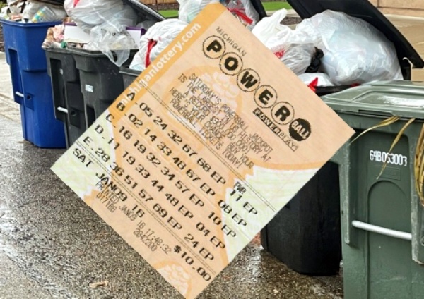 லாட்டரி ஆசையைத் தூண்டி போதை பொருளை கடத்தும் கும்பல்