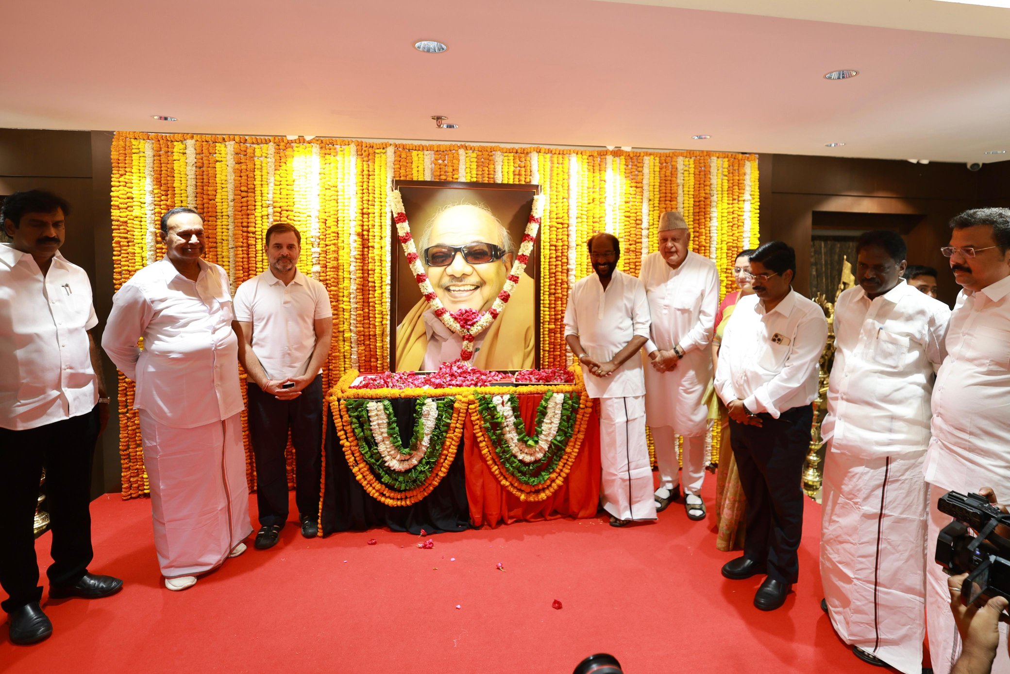 கலைஞருக்கு இந்தியா கூட்டணி தலைவர்கள் புகழாரம்