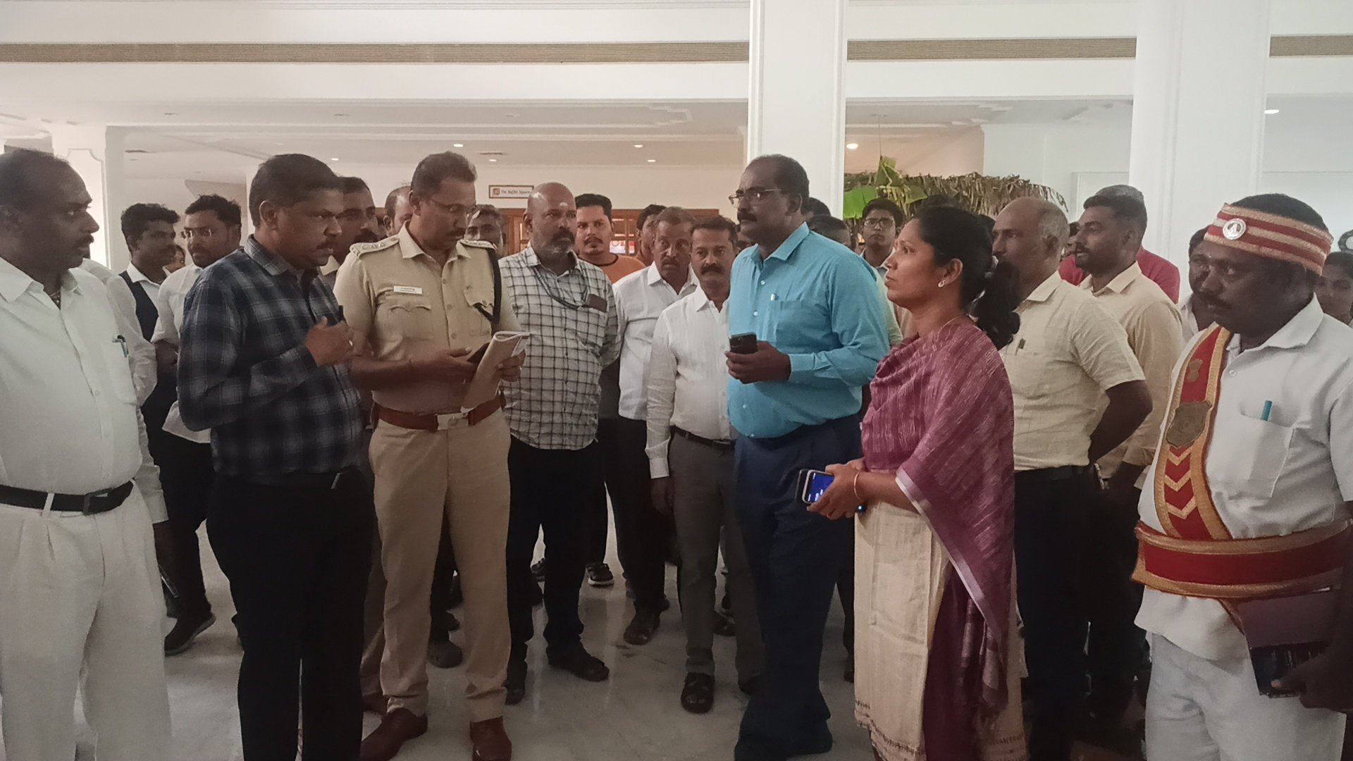 குத்தகை காலம் முடிந்தது! எஸ்.ஆர்.எம். நிறுவனம் அராஜகம்...