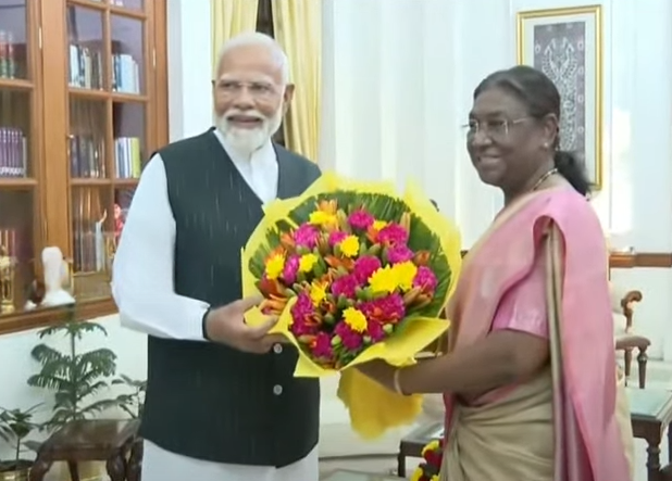 ஆட்சியமைக்க மோடிக்கு ஜனாதிபதி அழைப்பு