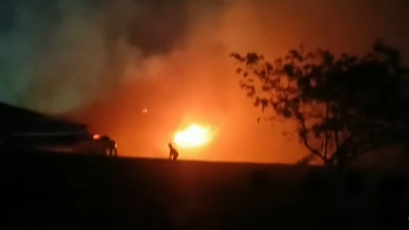 தனியார் குடோனில் நேற்றிரவு பயங்கர தீ விபத்து