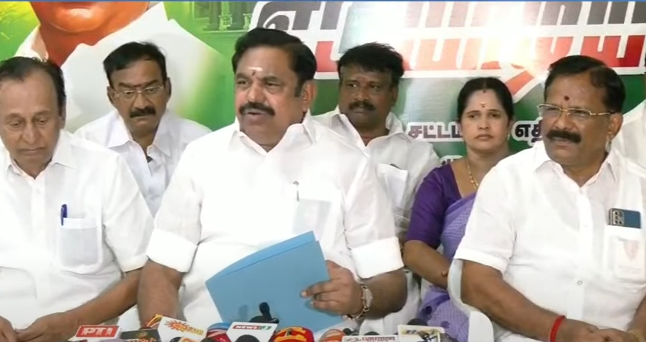 பழனிசாமி அறிவிப்புக்கு தமிழ்நாடு முழுவதும் அதிமுகவினர் வரவேற்பு