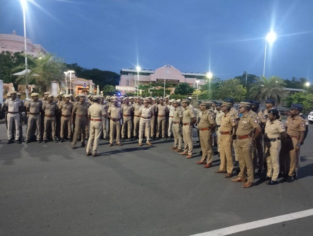 மெரினாவில் ஒன்று கூடுவோம்- சமூகவலைத்தளங்களில் போராட்ட அறிவிப்பு- போலீசார் குவிப்பு