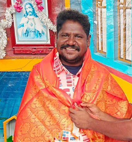 இருசக்கர வாகனத்தில் சென்ற ரயில்வே ஊழியர் பலி