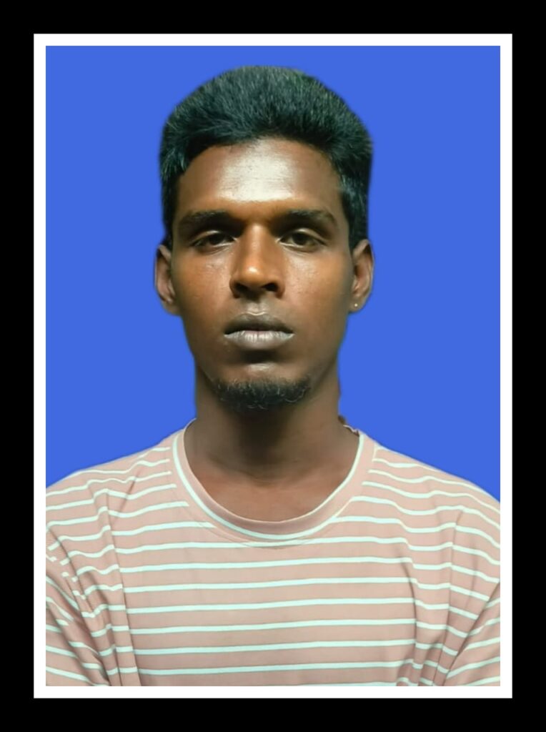 அம்மன் கோவில் உண்டியலை உடைத்து பணம் திருடிய 2 பேர் கைது 