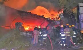 தனியார் குடோனில் நேற்றிரவு பயங்கர தீ விபத்து