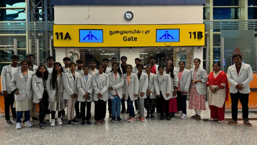 நான் முதல்வன் திட்டத்தில் லண்டனில் பயிற்சி பெற்ற மாணவர்கள் சென்னை திரும்பினர்