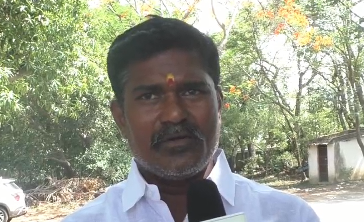 ஆவடி அருகே படிப்பை பாதியில் நிறுத்தும் மாணவர்கள் - வட்டாட்சியர் அலுவலகம் திரண்ட மக்கள்