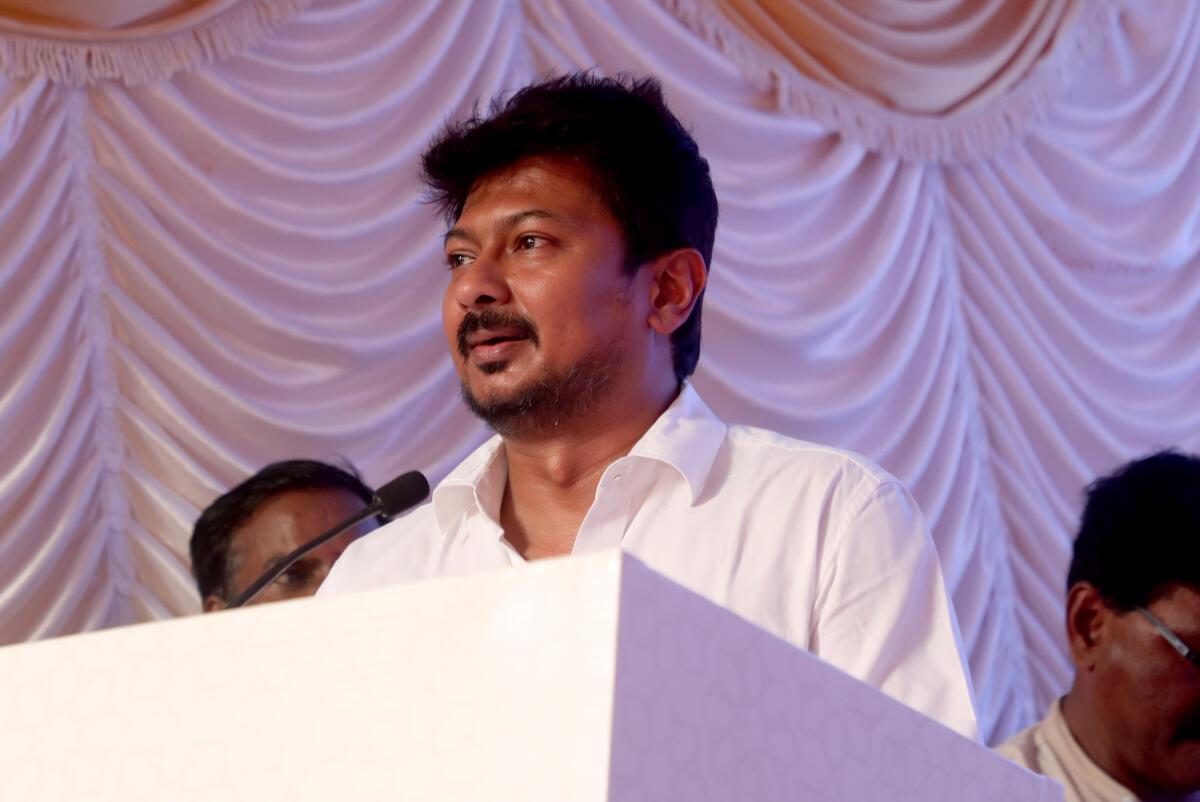 தமிழக விளையாட்டு துறைக்கு வெறும் 20 கோடி- உதயநிதி கண்டனம்