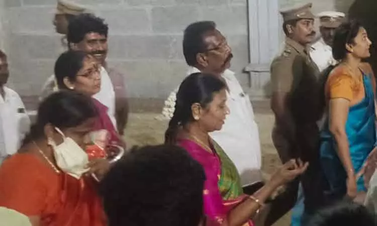 முதல்வர் மனைவி சமயபுரம் மாரியம்மன் கோவிலில் சாமி தரிசனம்