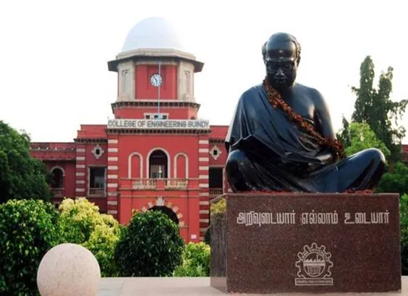 ஒரே பேராசிரியர் பல கல்லூரிகளில் பணியாற்றும்  முறைகேடு-500 பேராசிரியர்கள் சிக்கினார்கள்