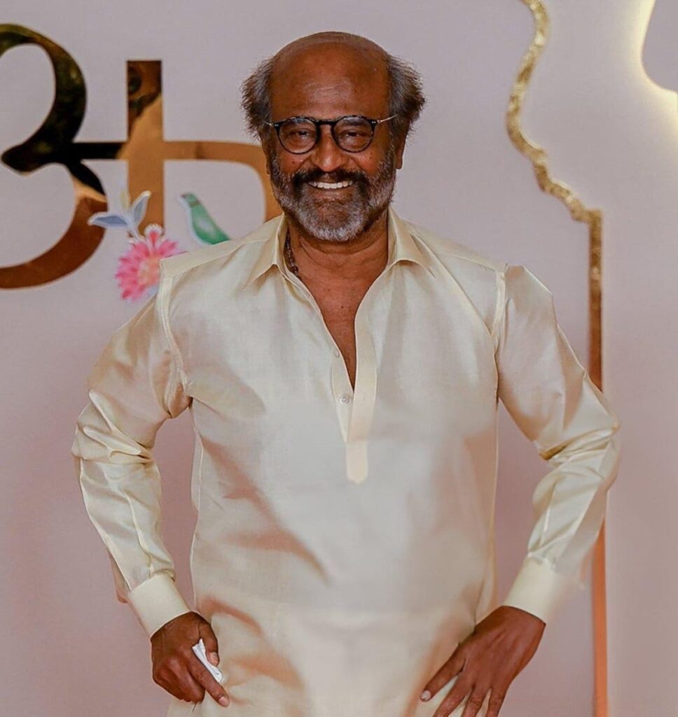 ஃபுல் எனர்ஜியுடன் ரசிகர்களுக்கு புத்தாண்டு வாழ்த்து சொன்ன ரஜினிகாந்த்!