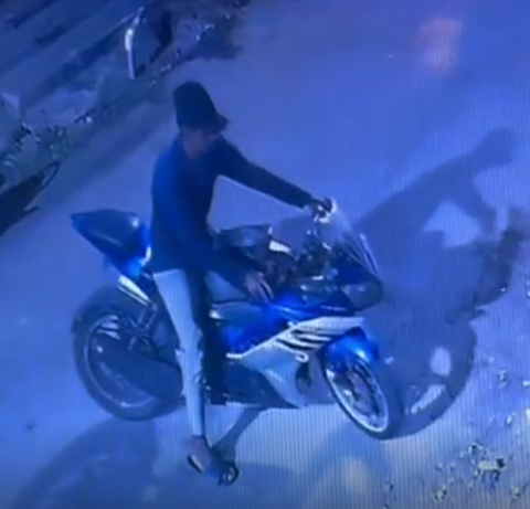 இருசக்கர வாகனம் திருட்டு