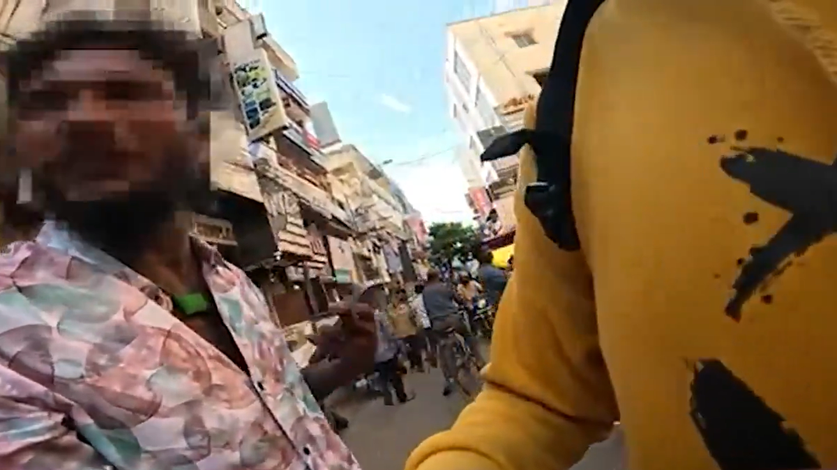 சென்னையில் யூடியூபர்களை மிரட்டி கேமரா பறிப்பு - 3 பேர் கைது