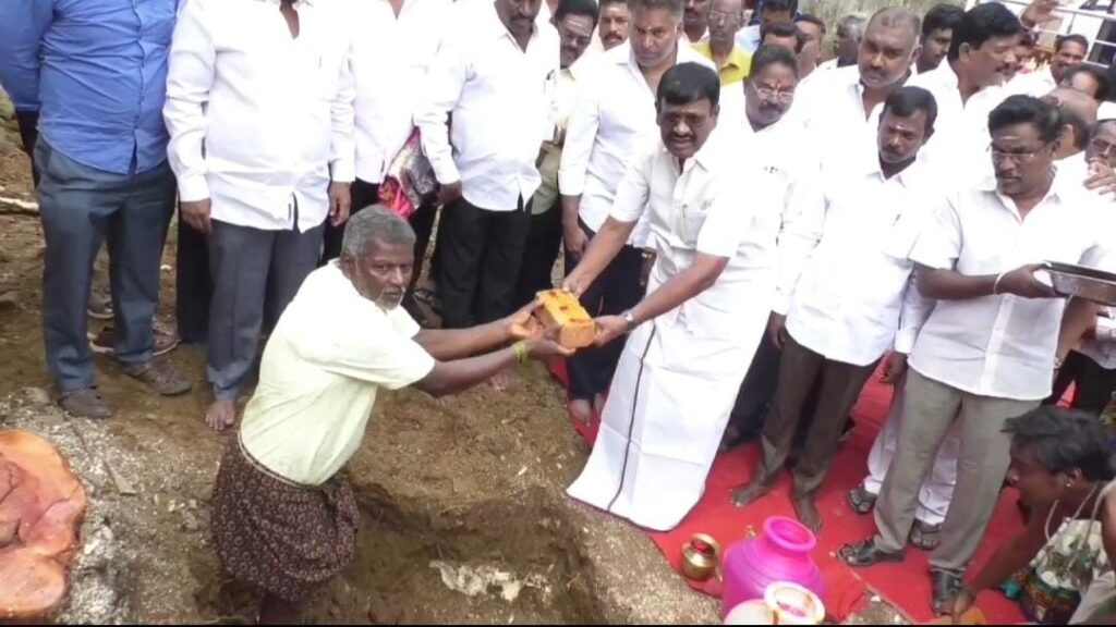ஆவடி மாநகராட்சியில் புதிய ரேஷன் கடை அடிக்கல் நாட்டு விழா