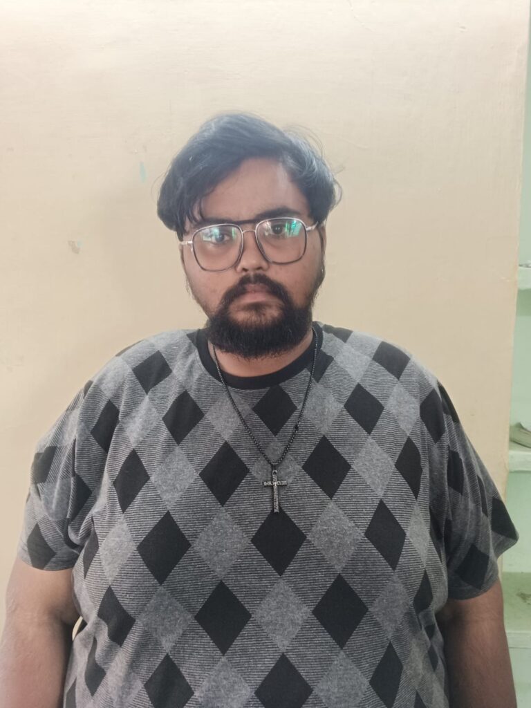 திருநின்றவூர்: இரண்டு பெண்களை ஏமாற்றி திருமணம் செய்த  இளைஞர் கைது!