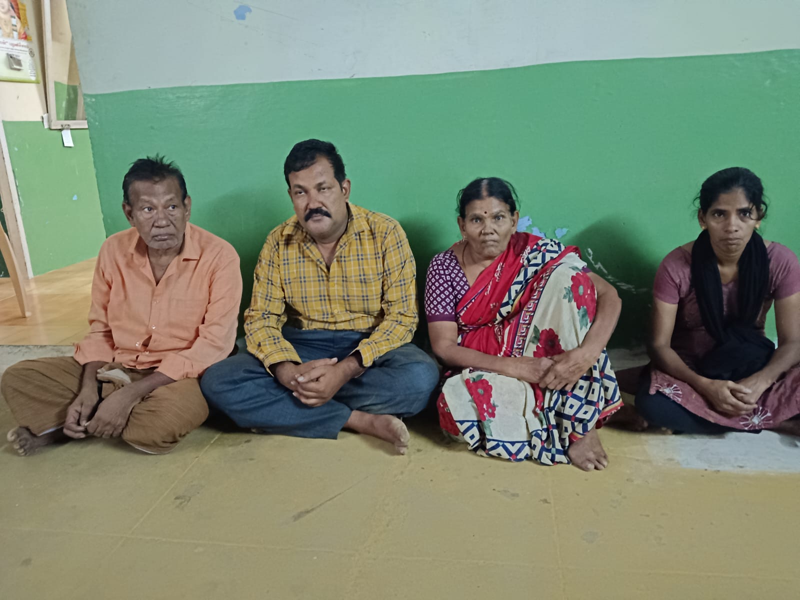 கள்ளநோட்டு அடிப்பதை குடிசை தொழிலாக மாற்றிய குடும்பத்தினர் கைது