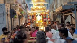 முதல்வர் மனைவி சமயபுரம் மாரியம்மன் கோவிலில் சாமி தரிசனம்