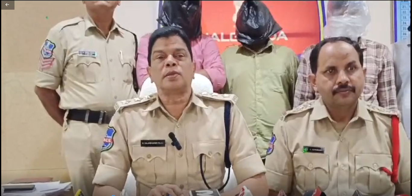 பெட்ரோல் பங்கில் கைவரிசையை காட்டிய சைபர் கிரைம் குற்றவாளிகள் கைது