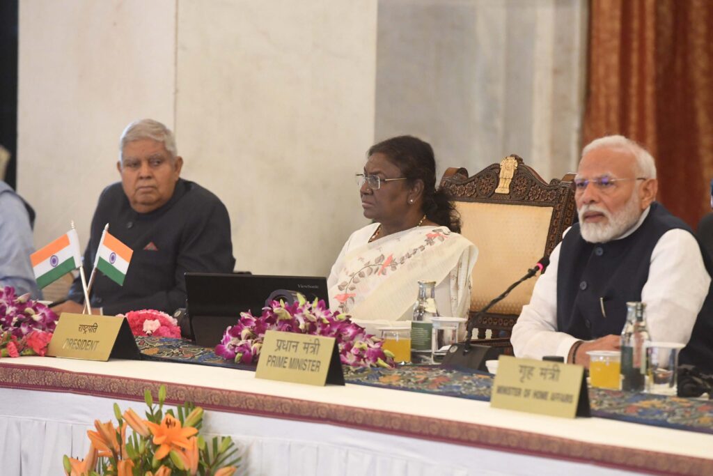 டெல்லியில் ஆளுநர், துணைநிலை ஆளுநர்கள் மாநாடு