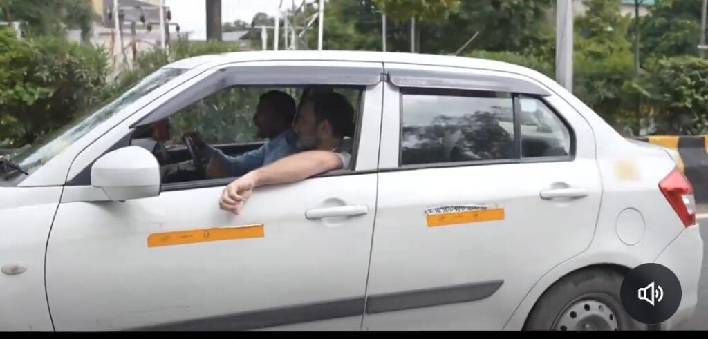 கால் டாக்சியில் பயணம் மேற்கொண்ட ராகுல்காந்தி