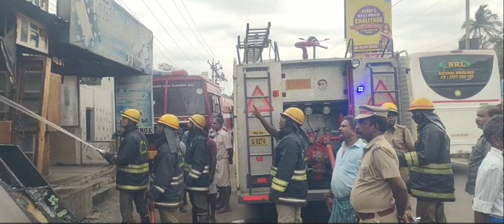 ஆவடி அருகே BAG கடையில் பயங்கர தீ விபத்து
