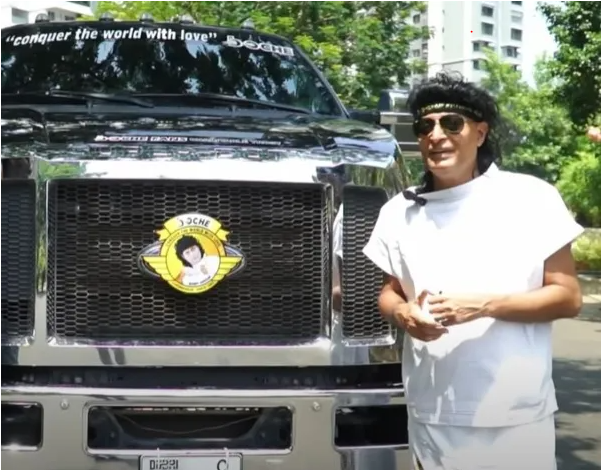 வயநாடு: வீடு கட்ட இலவசமாக ஏக்கர் கணக்கில் நிலம் தந்த வள்ளல்