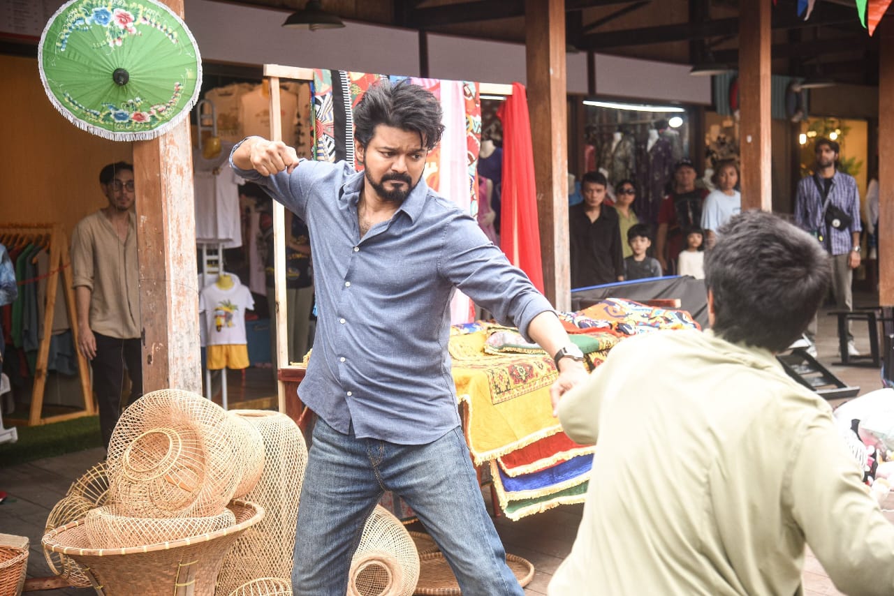தெறிக்கவிடும் விஜய்..... வைரலாகும் 'தி கோட்' பட கிளிக்ஸ்!