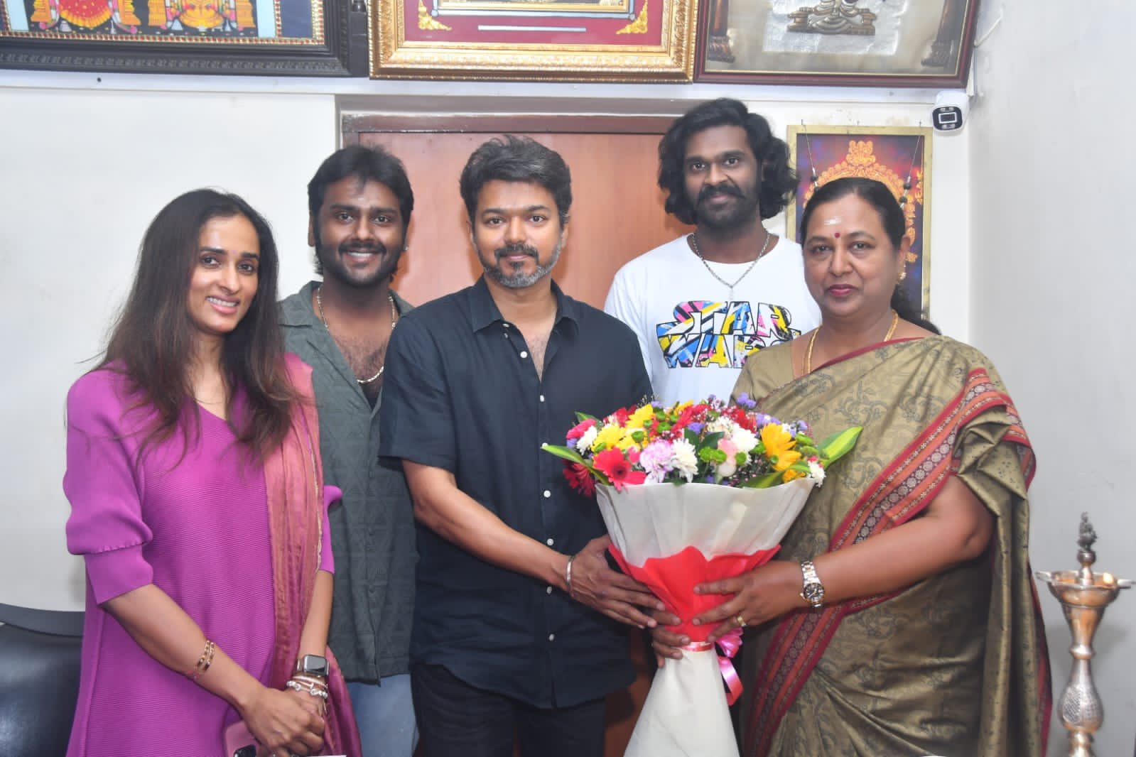 'கோட்' படத்தில் கேப்டன்..... பிரேமலதா விஜயகாந்திடம் நன்றி தெரிவித்த படக்குழு!