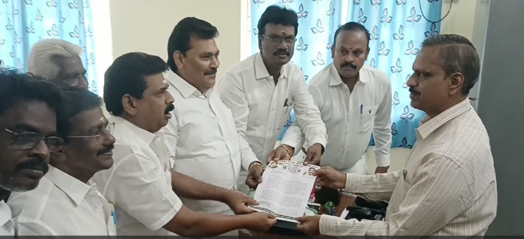 ஆவடி காவல் ஆணையரகத்தில் அண்ணாமலை மீது அதிமுக சார்பில் புகார்