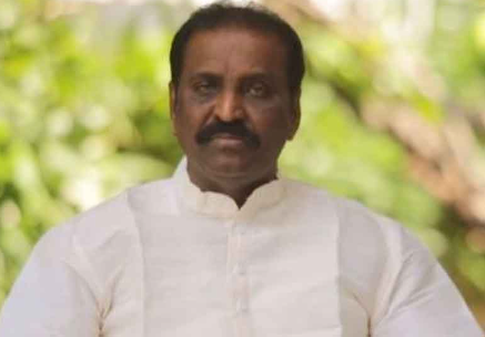 கலைஞயரை பற்றி பேசுவதால் கலைஞரின் புகழ் குறையப்போவதில்லை - கவிஞர் வைரமுத்து