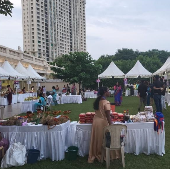 மகளிர் சுய உதவிக் குழுக்களின் தயாரிப்புகளை விற்க ‘அபார்ட்மென்ட் பஜார்’ தொடக்கம்