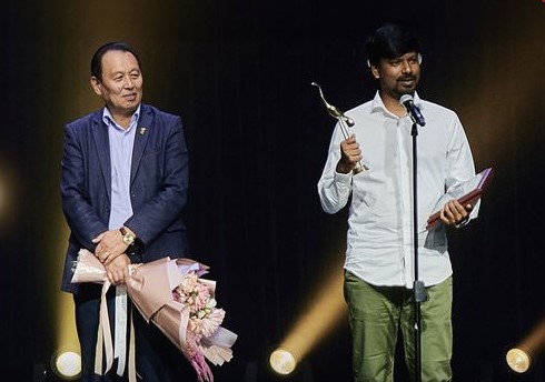 ரஷ்யாவில் கிராண்ட் பிரிக்ஸ் விருது வென்ற 'கொட்டுக்காளி'..... சர்வதேச மேடையில் தமிழில் உரையாடிய இயக்குனர்!