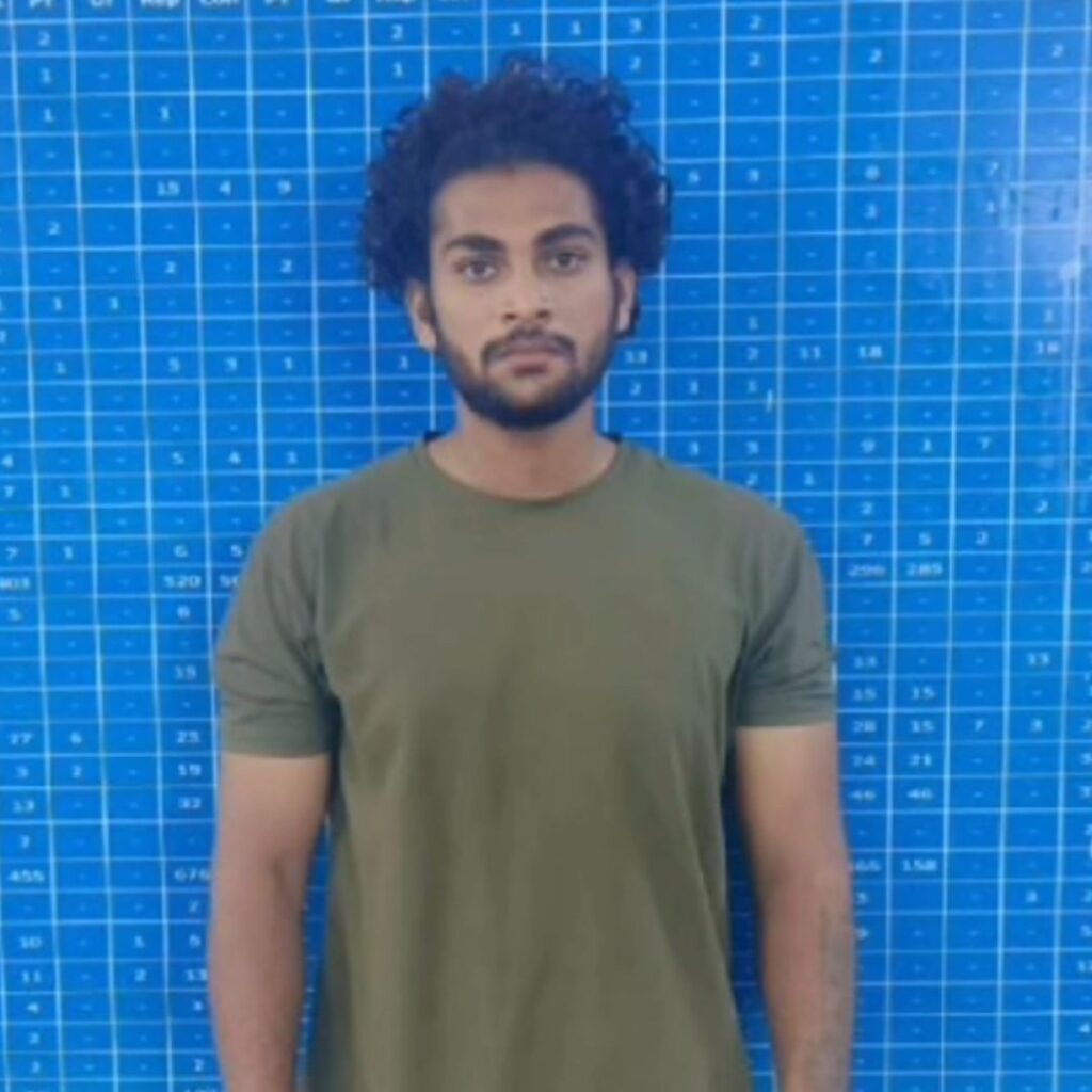 பார்க்கிங் கட்டணம் செலுத்துவதில் தகராறு…..நண்பனை கத்தியால் குத்திக் கொலை….