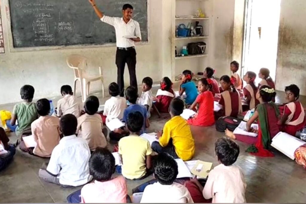 1,400 தற்காலிக பட்டதாரி ஆசிரியர்களுக்கு ஊதியம் கொடுப்பாணை-பள்ளிக் கல்வித் துறை