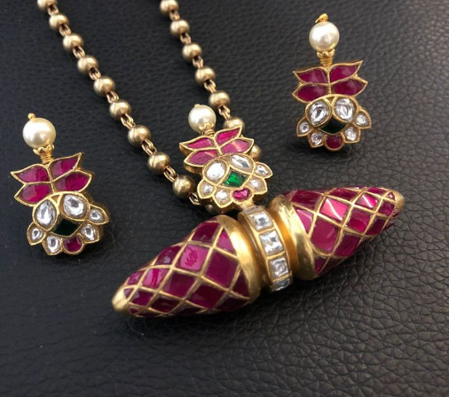 எவ்வித மாற்றமும் இன்றி அதே விலையில் தங்கம்!