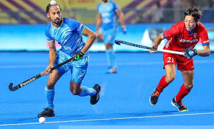 ஆசிய சாம்பியன்ஷிப் ஹாக்கி போட்டியில் சாம்பியன் பட்டம் வென்ற
இந்திய அணி