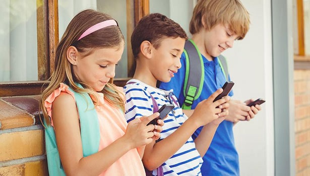 உங்கள் குழந்தைகள் செல்போன் பயன்படுத்துகிறார்களா?.... நிச்சயம் இது உங்களுக்காக தான்!