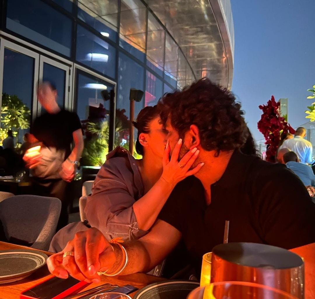 தனது கணவருக்கு முத்த மழை பொழிந்து பிறந்தநாள் வாழ்த்து சொன்ன நயன்தாரா!