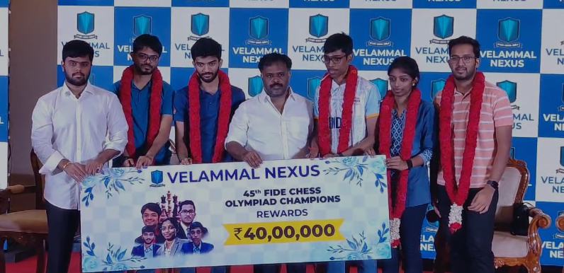 செஸ் ஒலிம்பியாட்டில் தங்கம் வென்ற இந்திய அணியினருக்கு பாராட்டு விழா