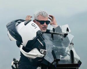 பைக் ரைடுக்கு தயாரான அஜித்..... லேட்டஸ்ட் புகைப்படங்கள் வைரல்!