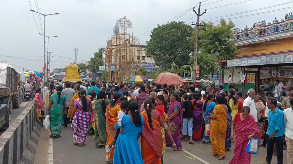 ஆவடி அருகே ஆஞ்சநேயர் ஆலயத்திற்கு திருப்பதி திருக்குடை வருகை - பக்தர்கள் சாமி தரிசனம்