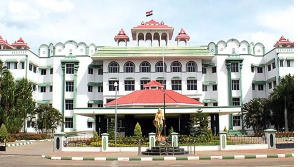 நீதிமன்றத்தை திட்டமிட்டு ஏமாற்றிய நிலக்கோட்டை தாசில்தார் மீது நடவடிக்கை எடுக்க வேண்டும் - நீதிபதி உத்தரவு