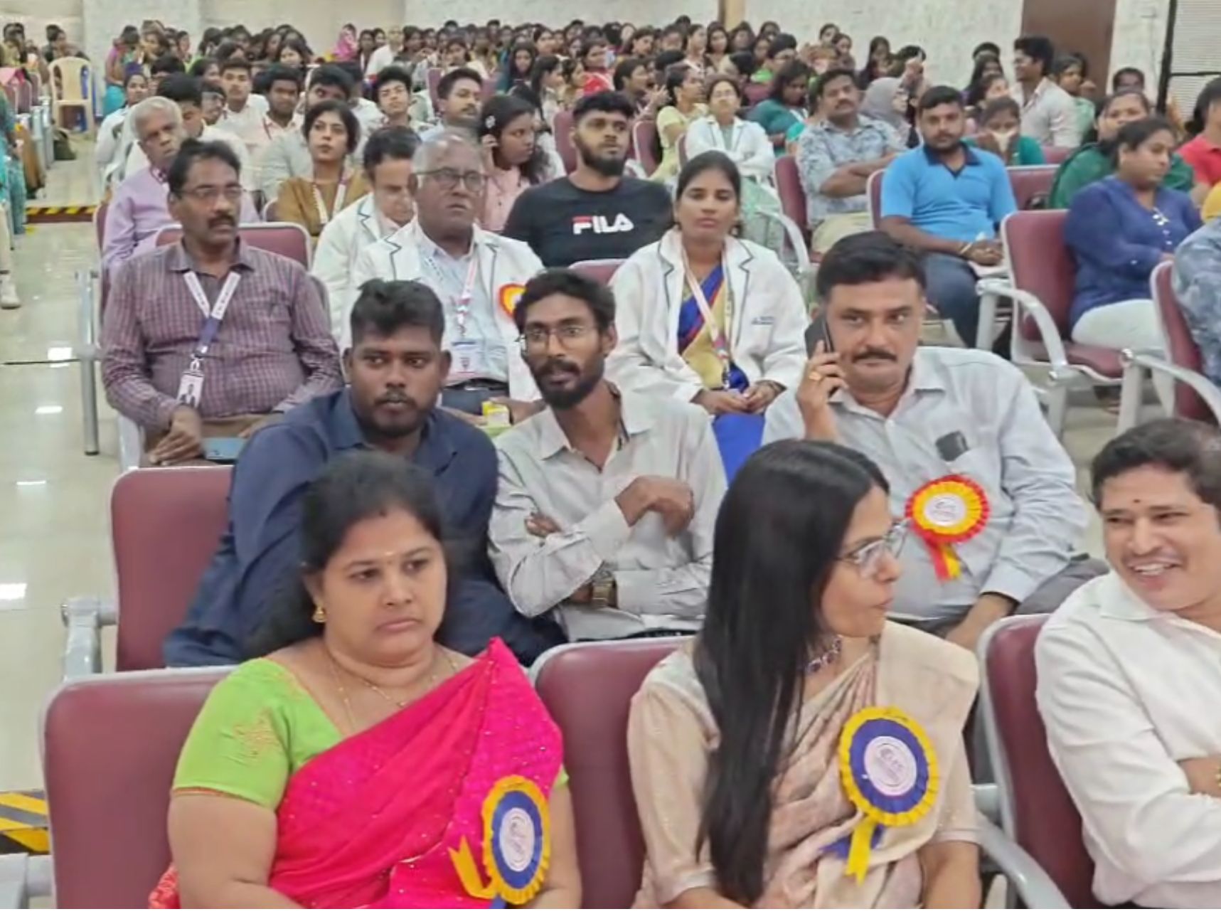 அரசியல் பேச விரும்பவில்லை - நடிகை குஷ்பூ